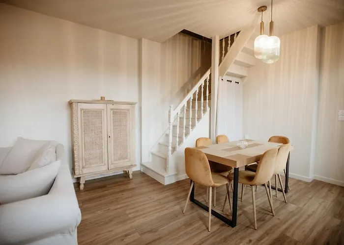 Les Capucins - Duplex Hyper Centre Apartment